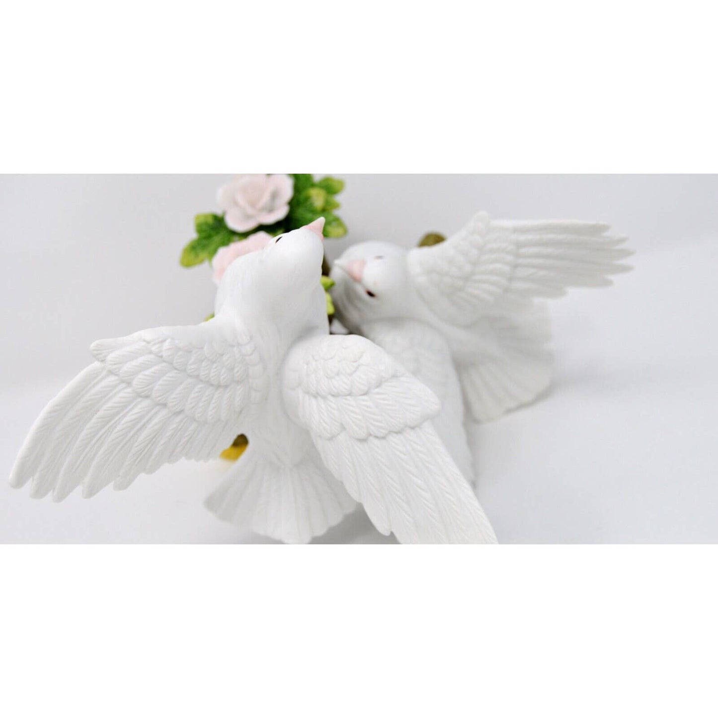 Double Dove Open Wings Bisque Porcelain Pair Birds Figurine Japan Bankrupt Stock